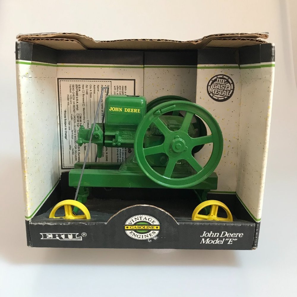 Vintage John Deere Model "E" Engine